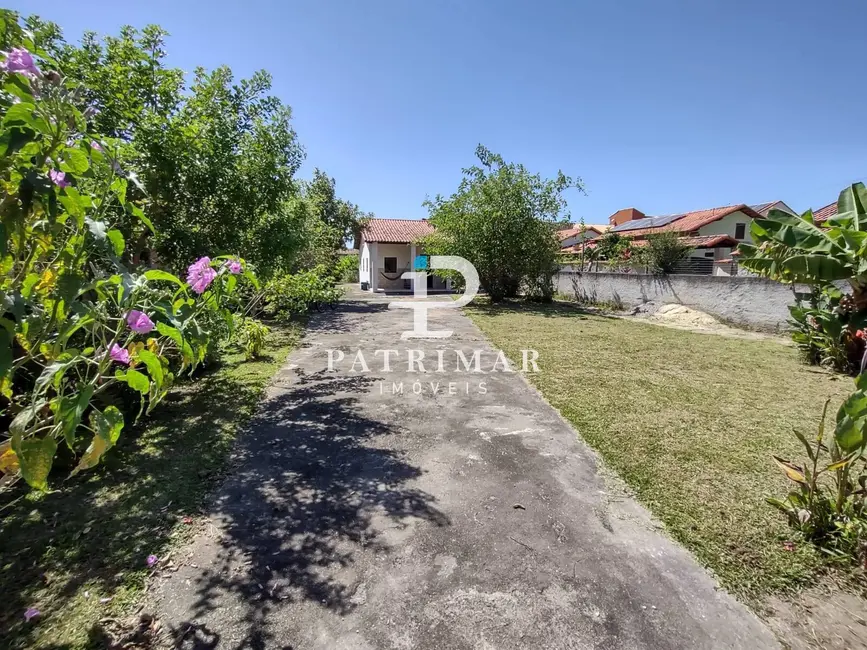 Foto 4 de Casa com 2 quartos à venda, 77m2 em Marica - RJ