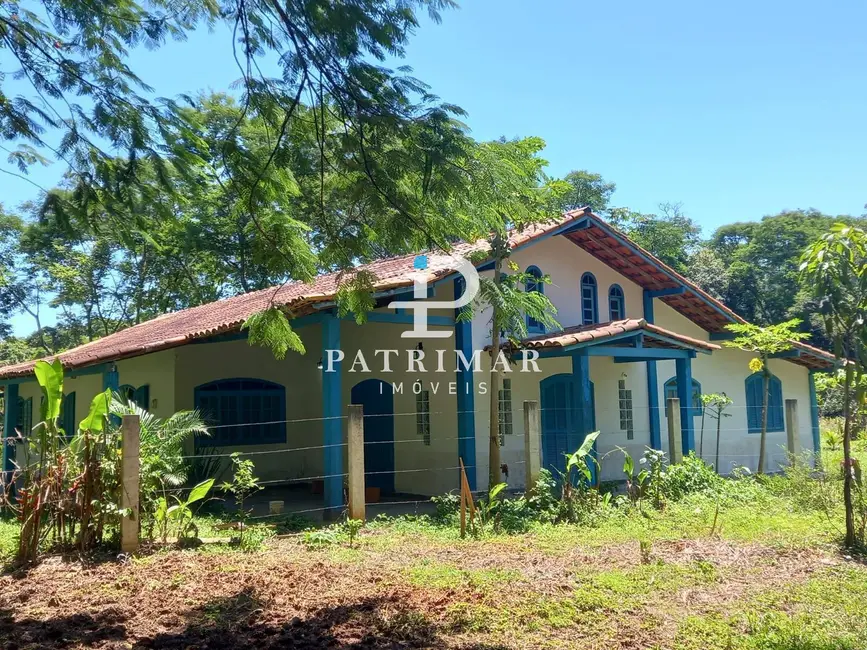 Foto 1 de Chácara com 4 quartos à venda, 2725m2 em Itaocaia Valley (Itaipuaçu), Marica - RJ