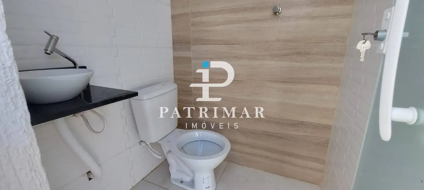 Foto 4 de Casa com 3 quartos à venda, 194m2 em Marica - RJ