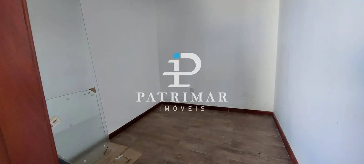 Foto 9 de Casa com 2 quartos à venda, 300m2 em Marica - RJ