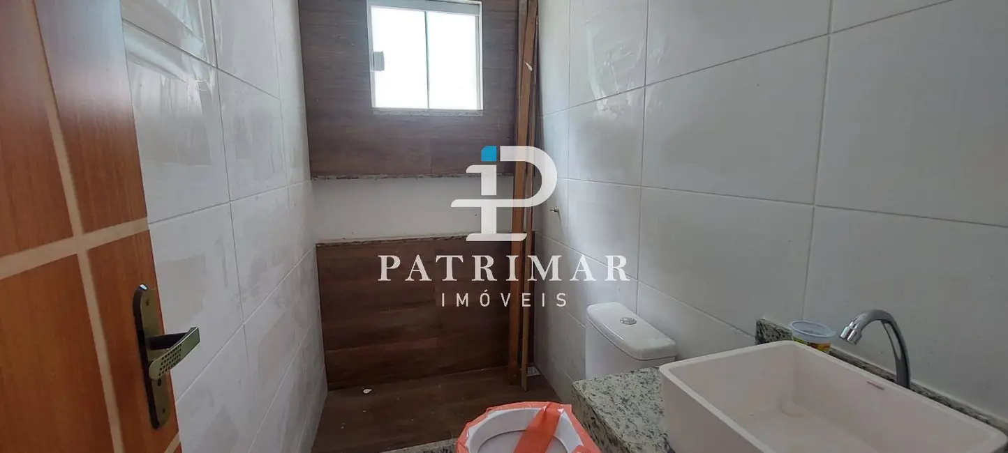 Foto 6 de Casa com 3 quartos à venda, 480m2 em Marica - RJ