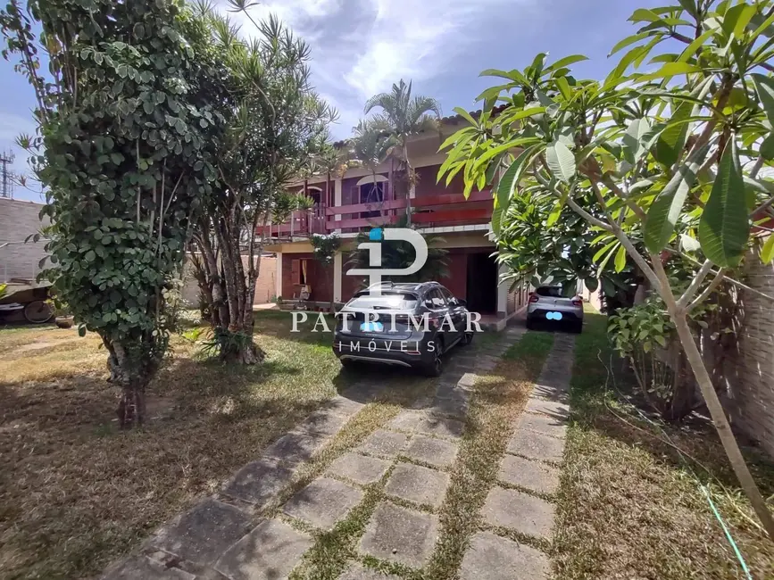 Foto 1 de Casa com 4 quartos à venda, 322m2 em Marica - RJ