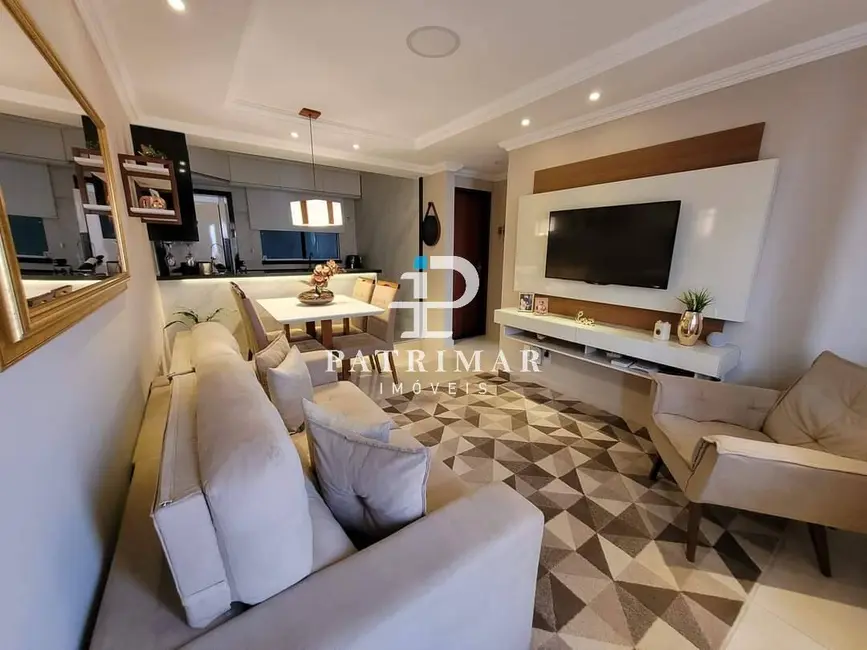 Apartamento com 2 quartos à venda, 62m2 em Barroco (Itaipuaçu), Marica - RJ - imagem 7 Foto 7 de Apartamento com 2 quartos à venda, 62m2 em Barroco (Itaipuaçu), Marica - RJ