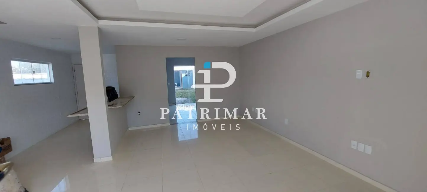 Foto 5 de Casa com 4 quartos à venda, 182m2 em Marica - RJ