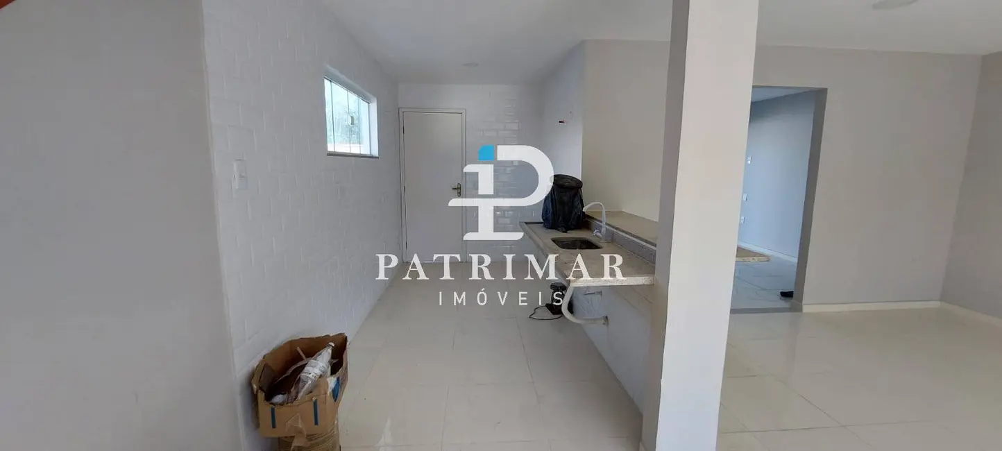Foto 8 de Casa com 4 quartos à venda, 182m2 em Marica - RJ