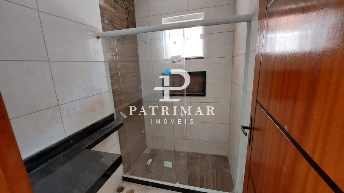 Foto 9 de Casa com 2 quartos à venda, 131m2 em Marica - RJ