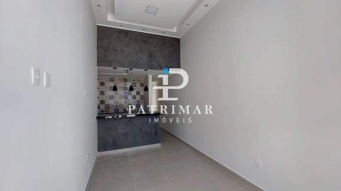 Foto 5 de Casa com 2 quartos à venda, 131m2 em Marica - RJ