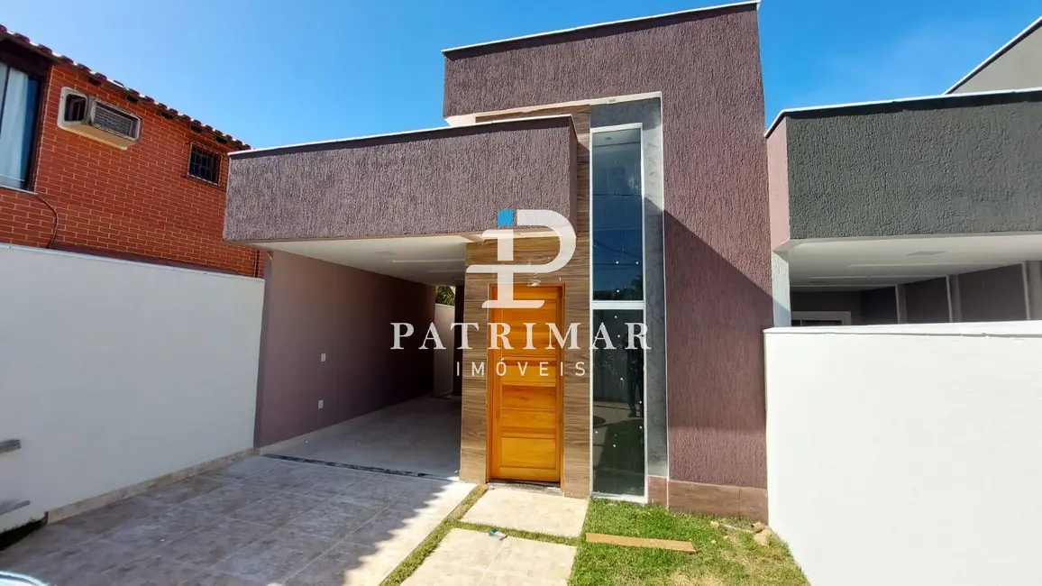 Foto 2 de Casa com 2 quartos à venda, 131m2 em Marica - RJ
