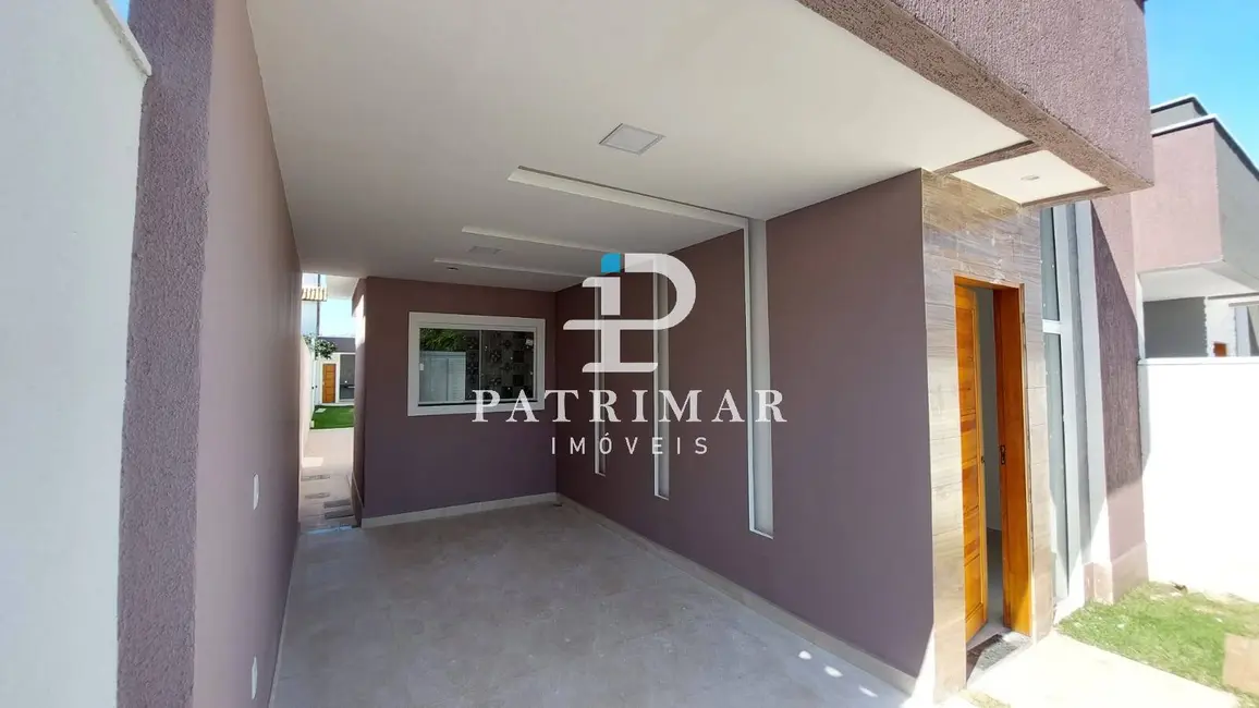 Foto 4 de Casa com 2 quartos à venda, 131m2 em Marica - RJ