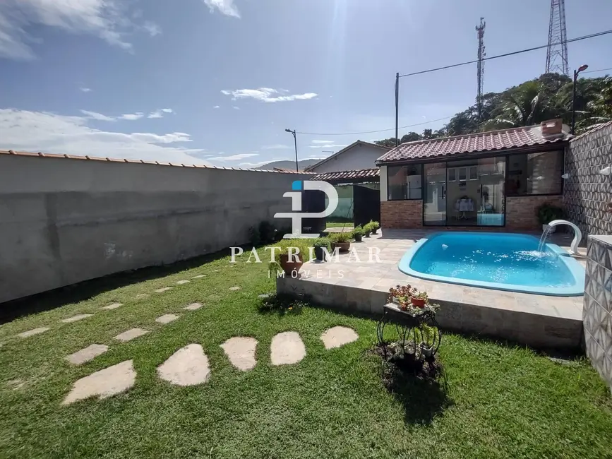 Foto 5 de Casa com 2 quartos à venda, 136m2 em Marica - RJ