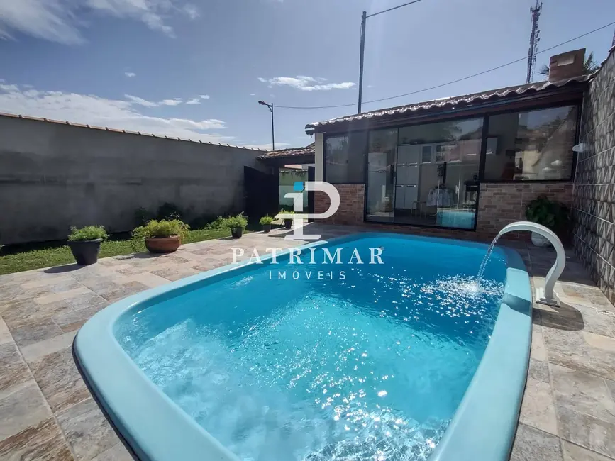 Foto 1 de Casa com 2 quartos à venda, 136m2 em Marica - RJ