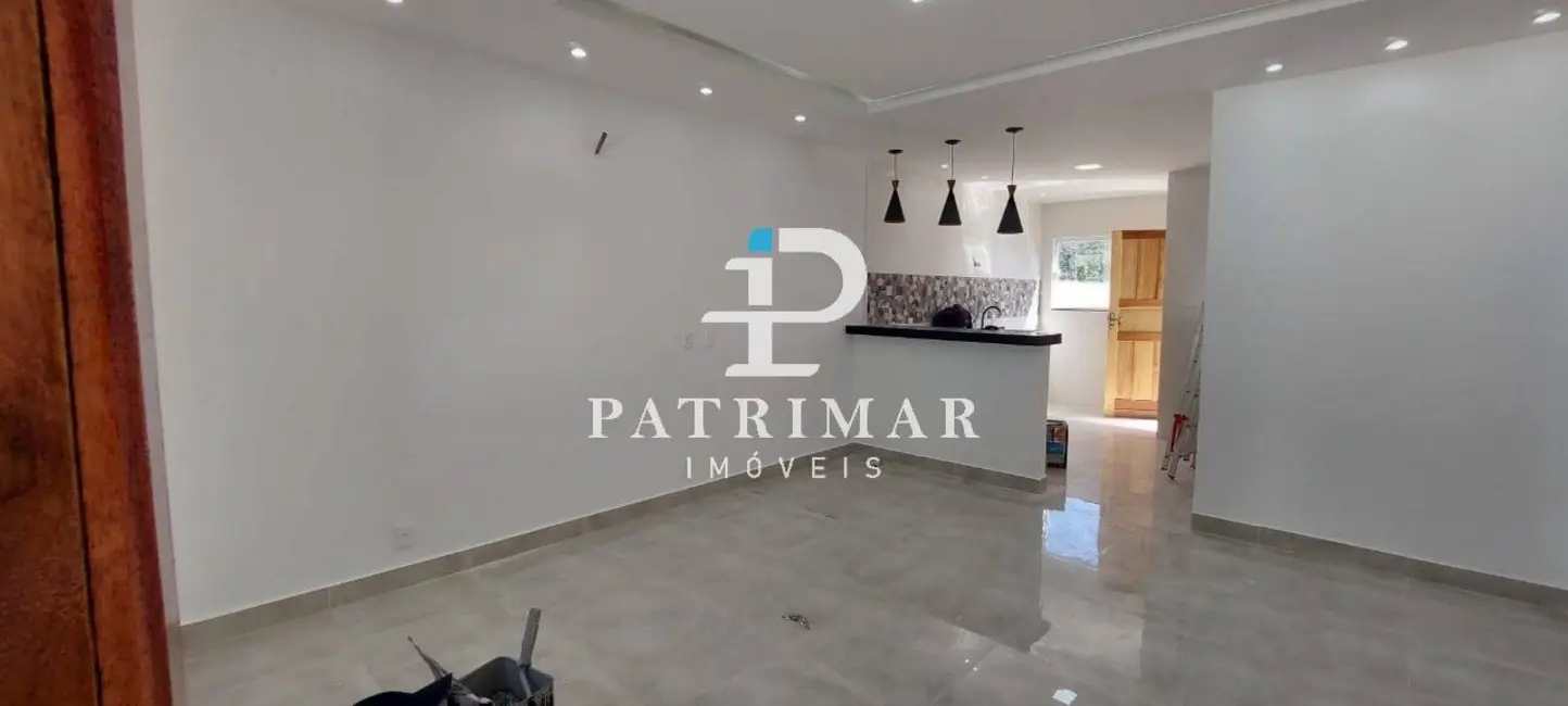 Foto 5 de Casa com 3 quartos à venda, 380m2 em Marica - RJ