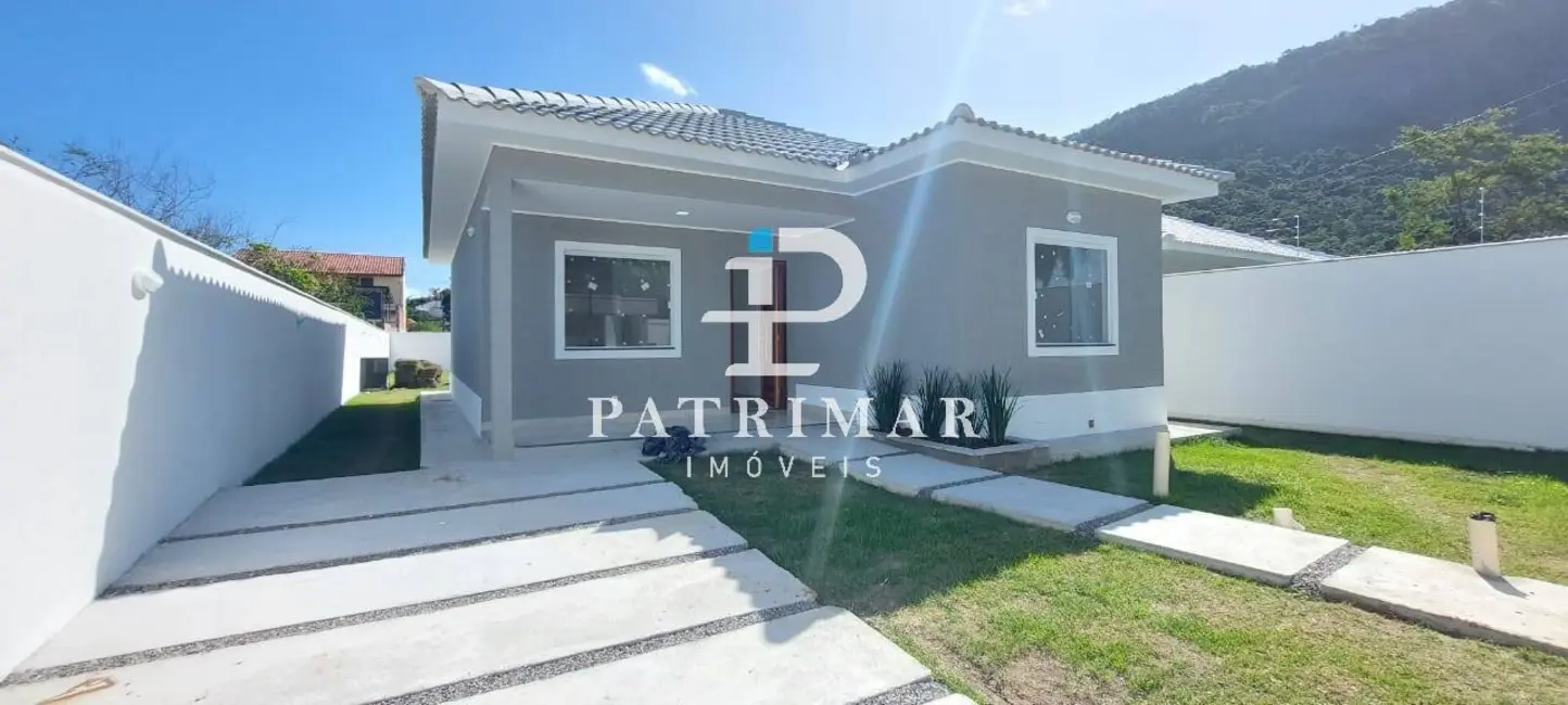 Foto 3 de Casa com 3 quartos à venda, 380m2 em Marica - RJ