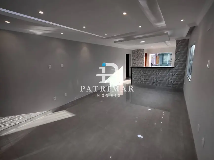 Foto 6 de Casa com 3 quartos à venda, 345m2 em Marica - RJ