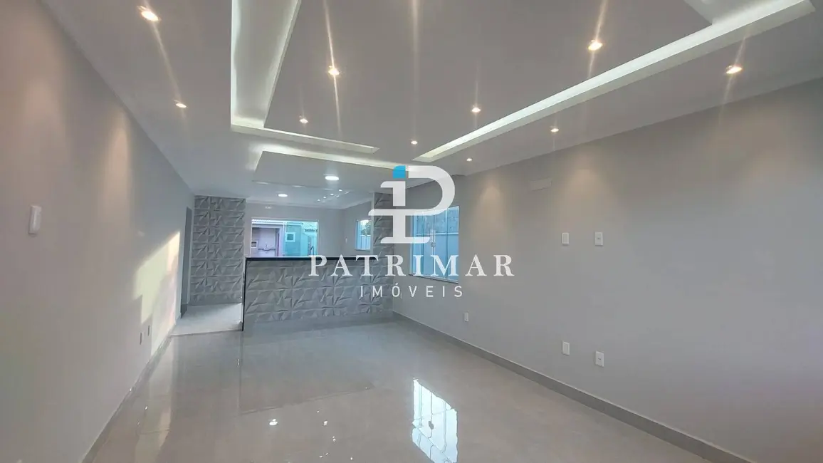 Foto 9 de Casa com 3 quartos à venda, 345m2 em Marica - RJ
