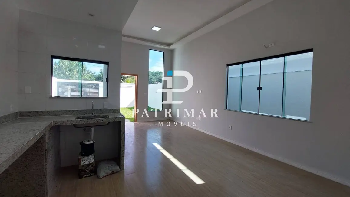 Foto 4 de Casa com 3 quartos à venda, 166m2 em Jardim Atlântico Oeste (Itaipuaçu), Marica - RJ