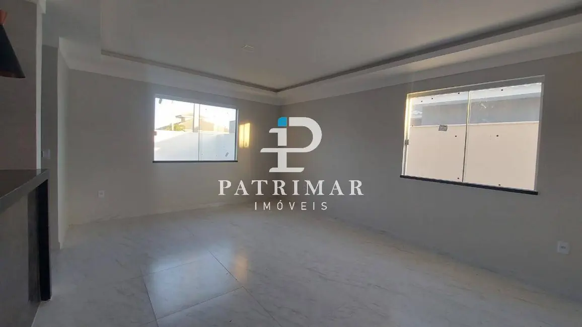 Foto 9 de Casa com 3 quartos à venda, 347m2 em Marica - RJ