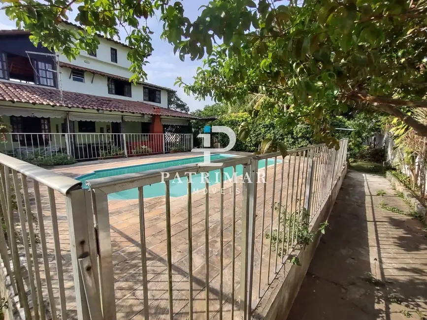 Foto 5 de Casa com 4 quartos à venda, 505m2 em Jardim Atlântico Central (Itaipuaçu), Marica - RJ