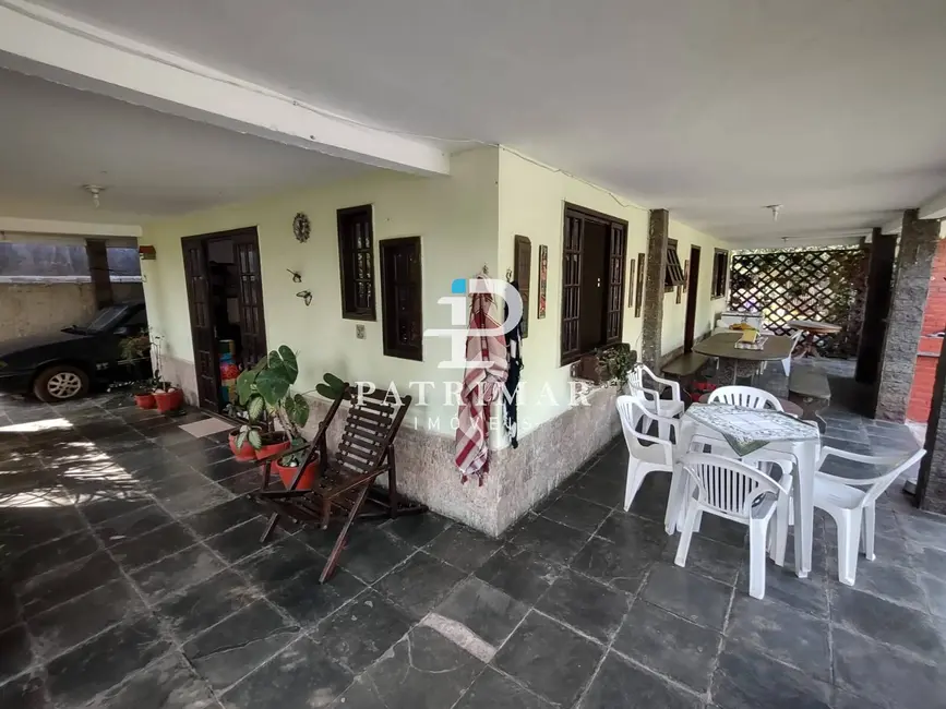 Foto 9 de Casa com 4 quartos à venda, 505m2 em Jardim Atlântico Central (Itaipuaçu), Marica - RJ