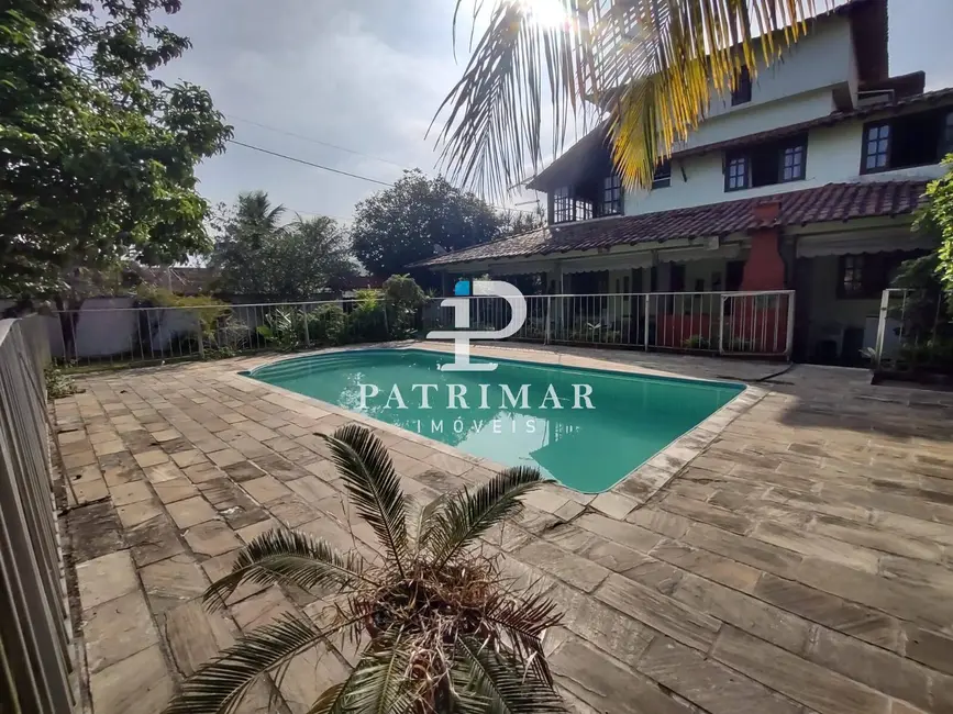 Foto 6 de Casa com 4 quartos à venda, 505m2 em Jardim Atlântico Central (Itaipuaçu), Marica - RJ