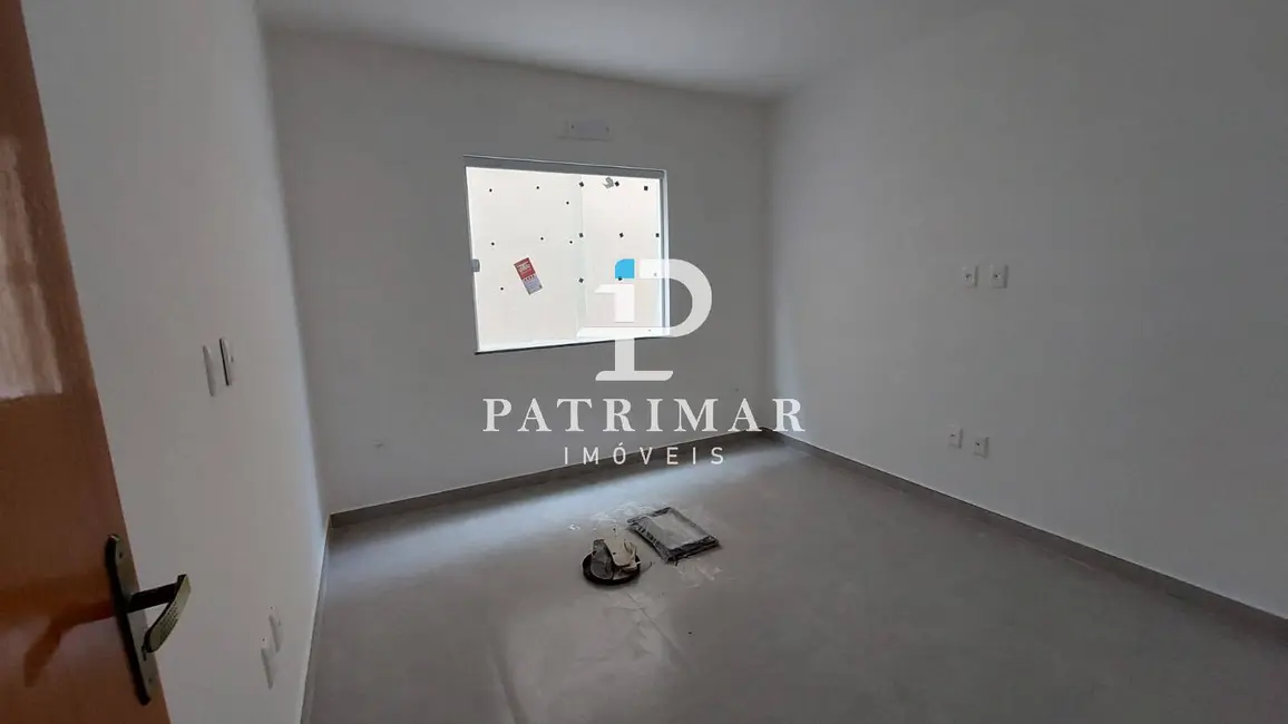 Foto 8 de Casa com 2 quartos à venda, 155m2 em Marica - RJ