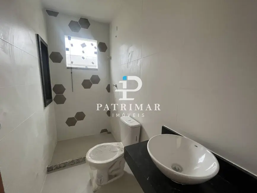 Foto 9 de Casa com 3 quartos à venda, 140m2 em Jardim Atlântico Central (Itaipuaçu), Marica - RJ