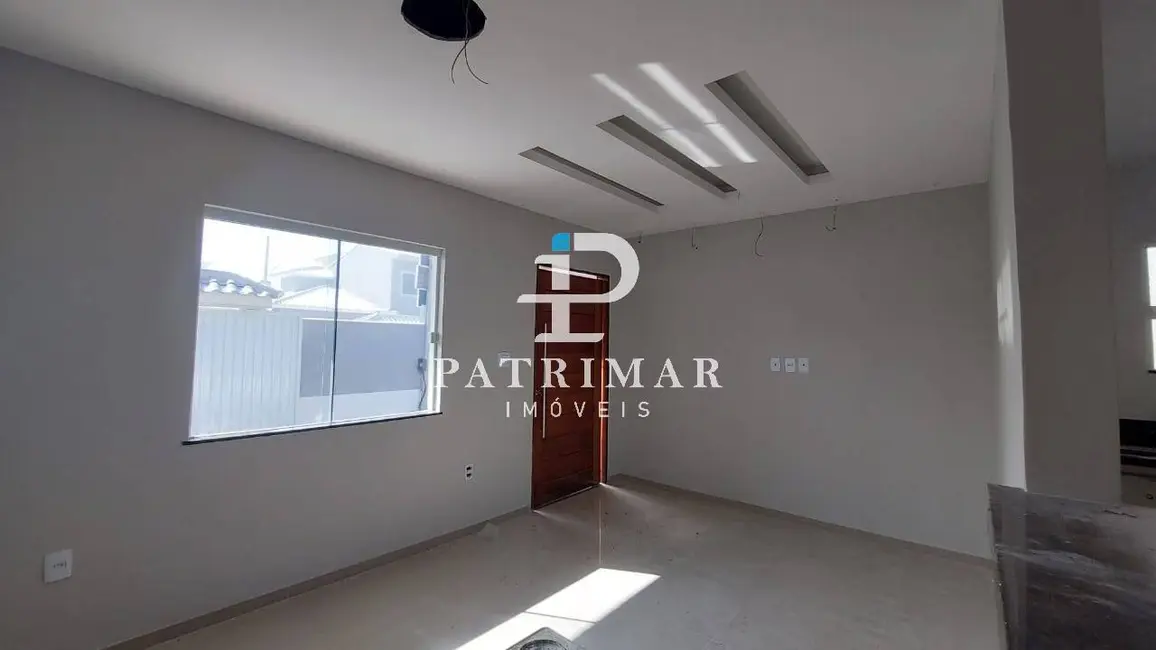 Foto 3 de Casa com 2 quartos à venda, 120m2 em Jardim Atlântico Central (Itaipuaçu), Marica - RJ