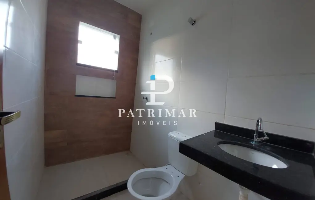 Foto 8 de Casa com 2 quartos à venda, 220m2 em Itapeba, Marica - RJ