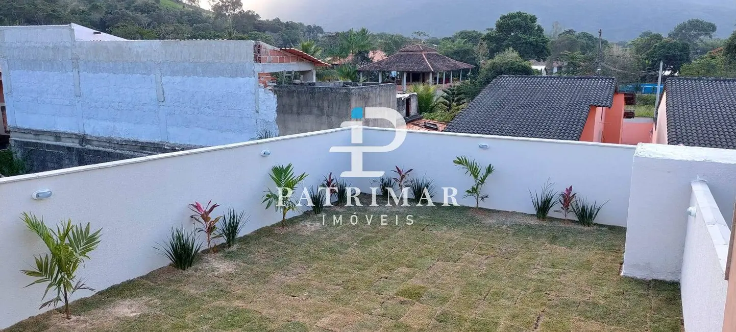 Foto 9 de Casa com 2 quartos à venda, 220m2 em Itapeba, Marica - RJ