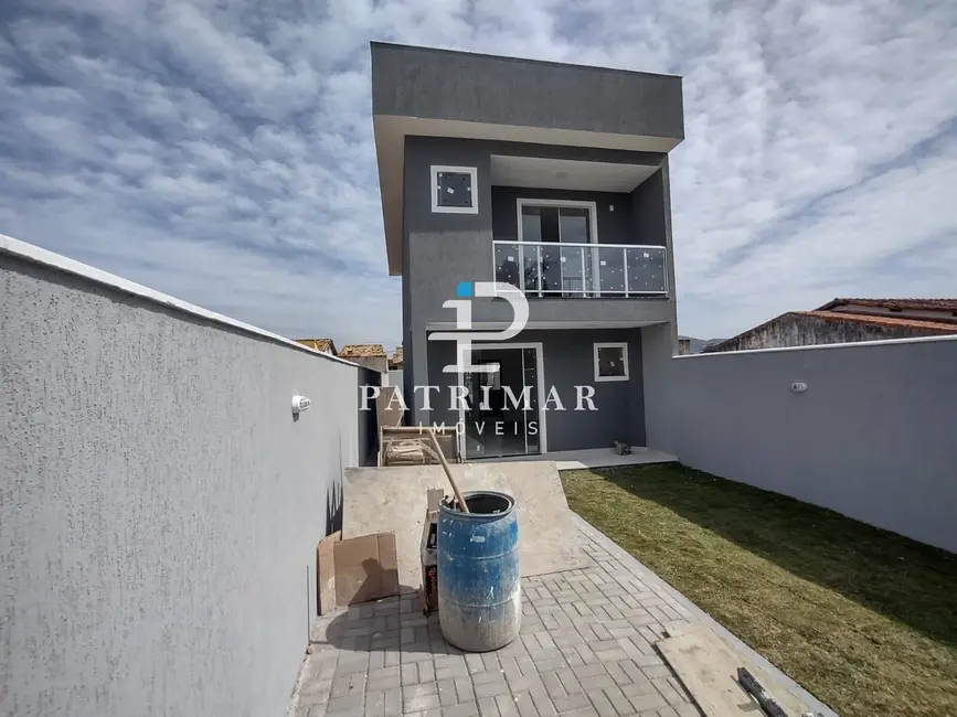 Foto 3 de Casa com 2 quartos à venda, 130m2 em Jardim Atlântico Central (Itaipuaçu), Marica - RJ