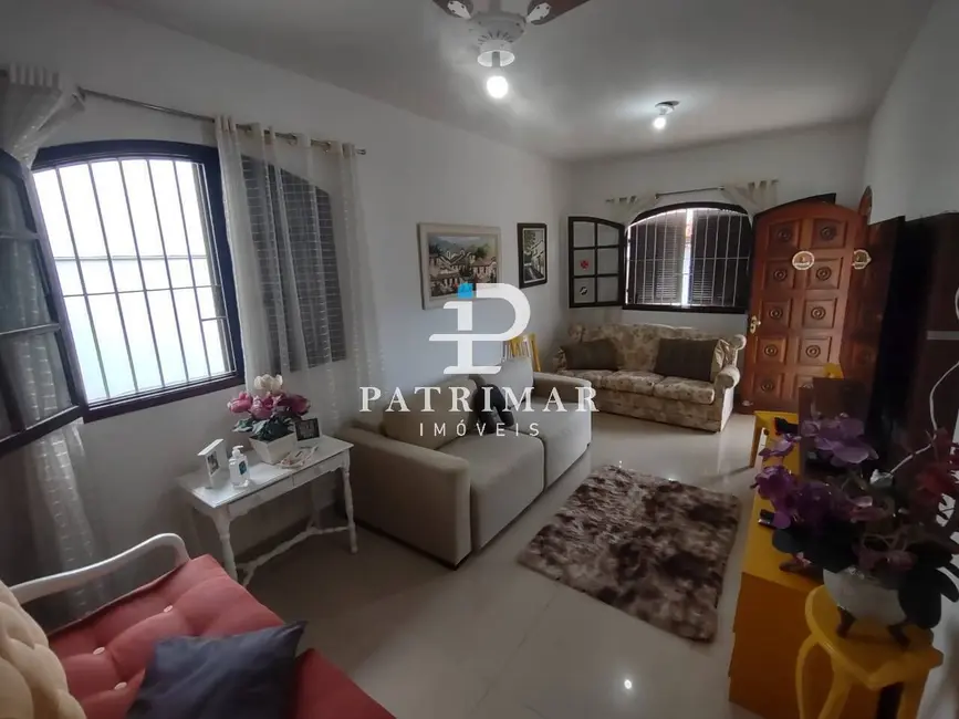 Foto 6 de Casa com 3 quartos à venda, 360m2 em Jardim Atlântico Oeste (Itaipuaçu), Marica - RJ