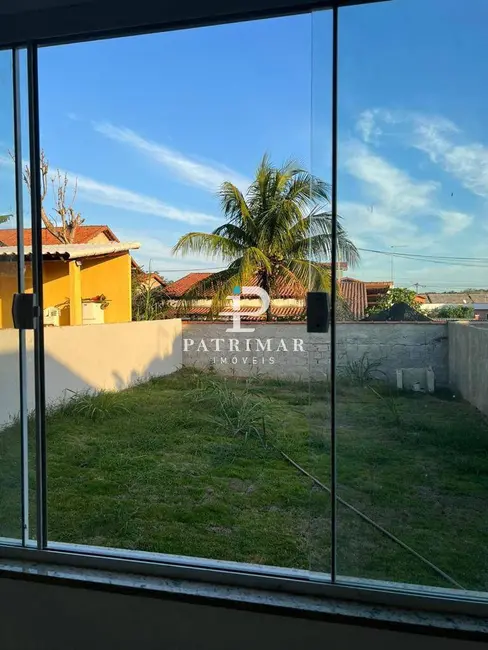 Foto 2 de Casa com 2 quartos à venda, 170m2 em Cajueiros (Itaipuaçu), Marica - RJ