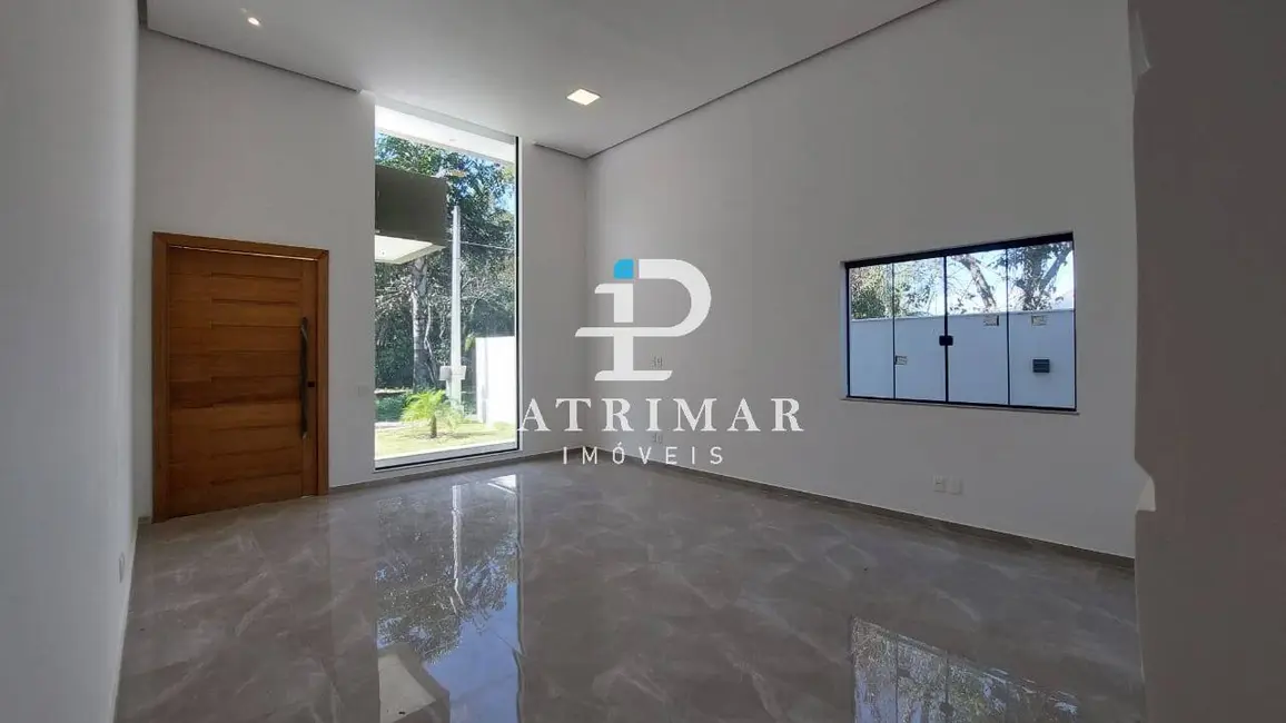 Foto 3 de Casa com 4 quartos à venda, 168m2 em Chácaras de Inoã (Inoã), Marica - RJ