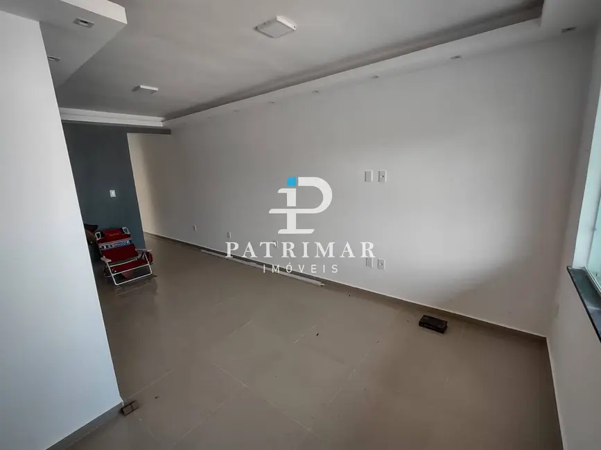 Foto 6 de Casa com 2 quartos à venda, 170m2 em Jardim Atlântico Central (Itaipuaçu), Marica - RJ