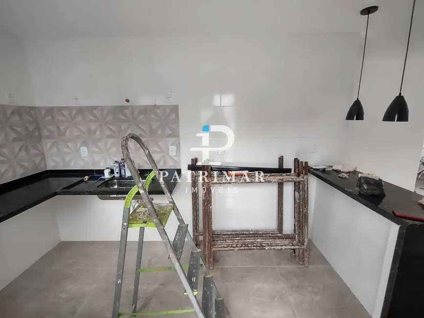 Foto 8 de Casa com 3 quartos à venda, 420m2 em Jardim Atlântico Central (Itaipuaçu), Marica - RJ