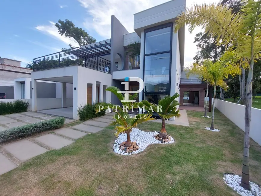 Foto 4 de Casa de Condomínio com 6 quartos à venda, 211m2 em Ubatiba, Marica - RJ