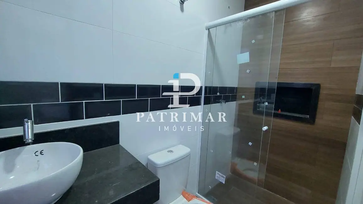 Foto 5 de Casa com 3 quartos à venda, 358m2 em Jardim Atlântico Central (Itaipuaçu), Marica - RJ