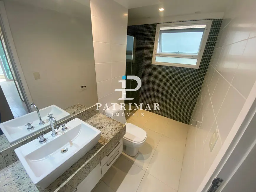 Casa com 4 quartos à venda, 157m2 em São Francisco, Niteroi - RJ - imagem 9 Foto 9 de Casa com 4 quartos à venda, 157m2 em São Francisco, Niteroi - RJ