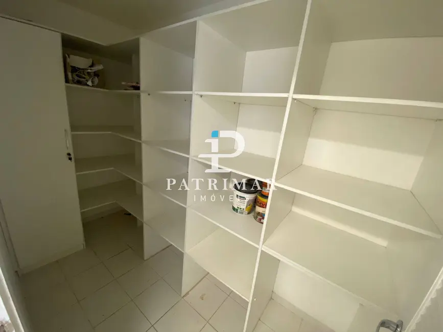 Casa com 4 quartos à venda, 157m2 em São Francisco, Niteroi - RJ - imagem 8 Foto 8 de Casa com 4 quartos à venda, 157m2 em São Francisco, Niteroi - RJ