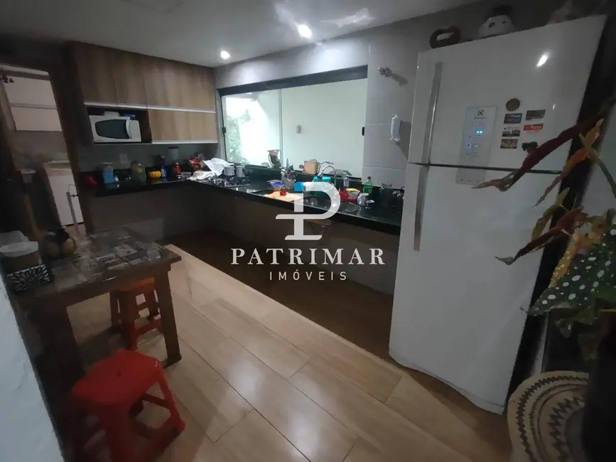 Foto 7 de Casa com 2 quartos à venda, 317m2 em Jardim Atlântico Central (Itaipuaçu), Marica - RJ