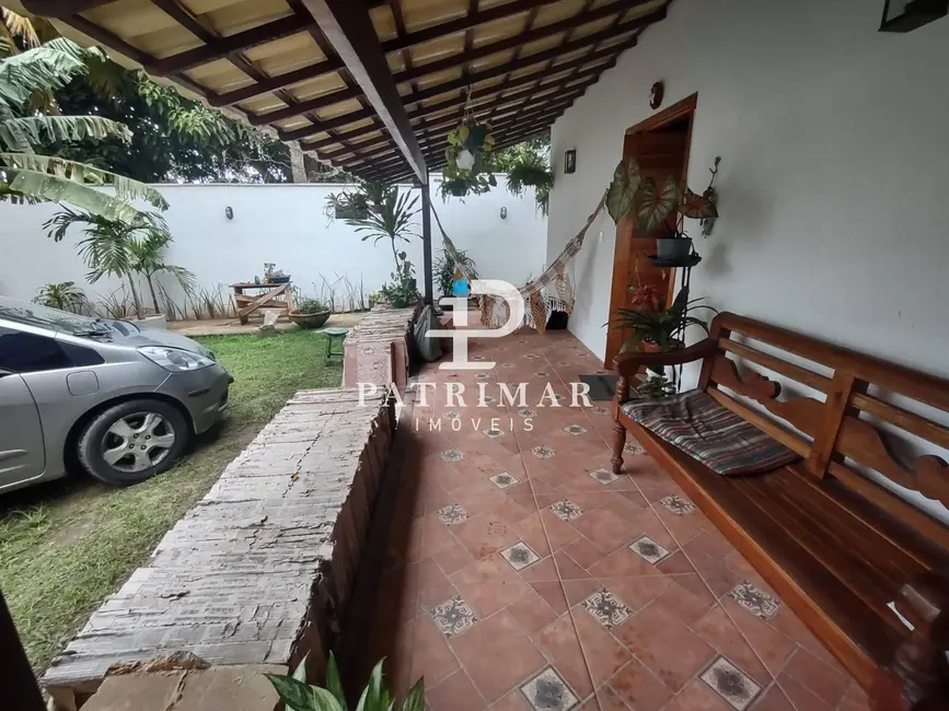 Foto 3 de Casa com 2 quartos à venda, 317m2 em Jardim Atlântico Central (Itaipuaçu), Marica - RJ