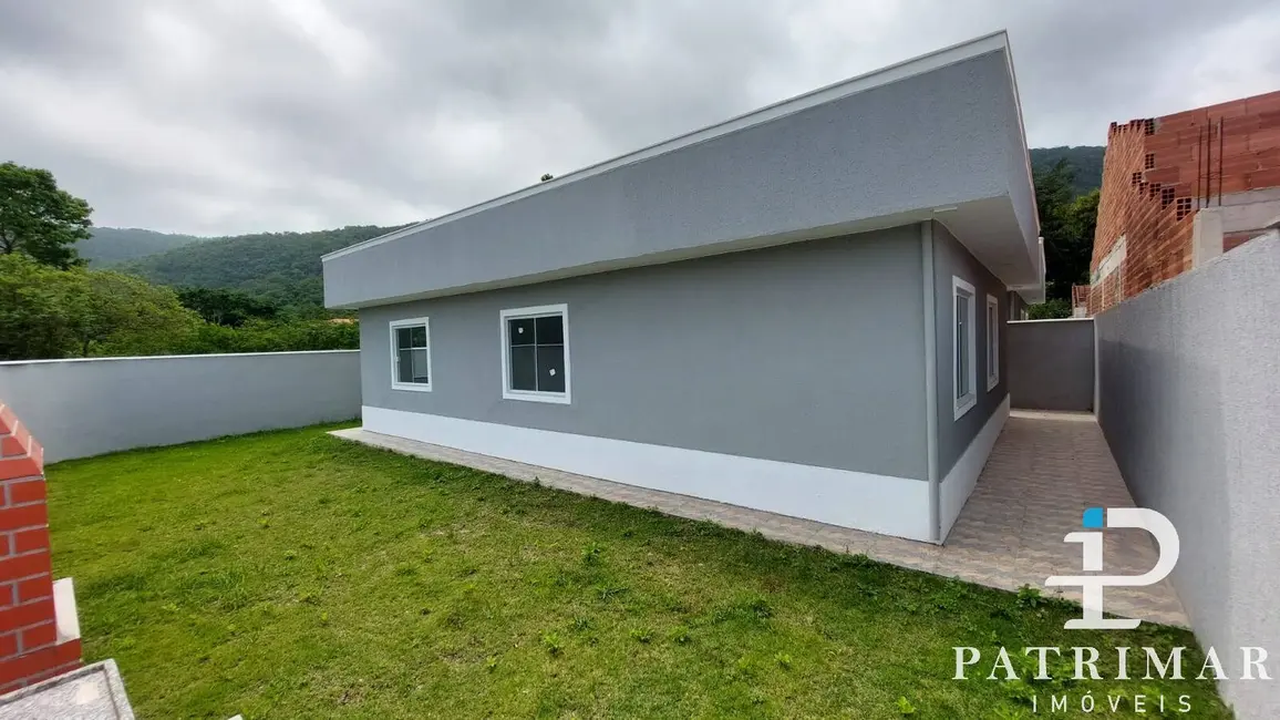 Foto 4 de Casa com 3 quartos à venda, 140m2 em Marica - RJ