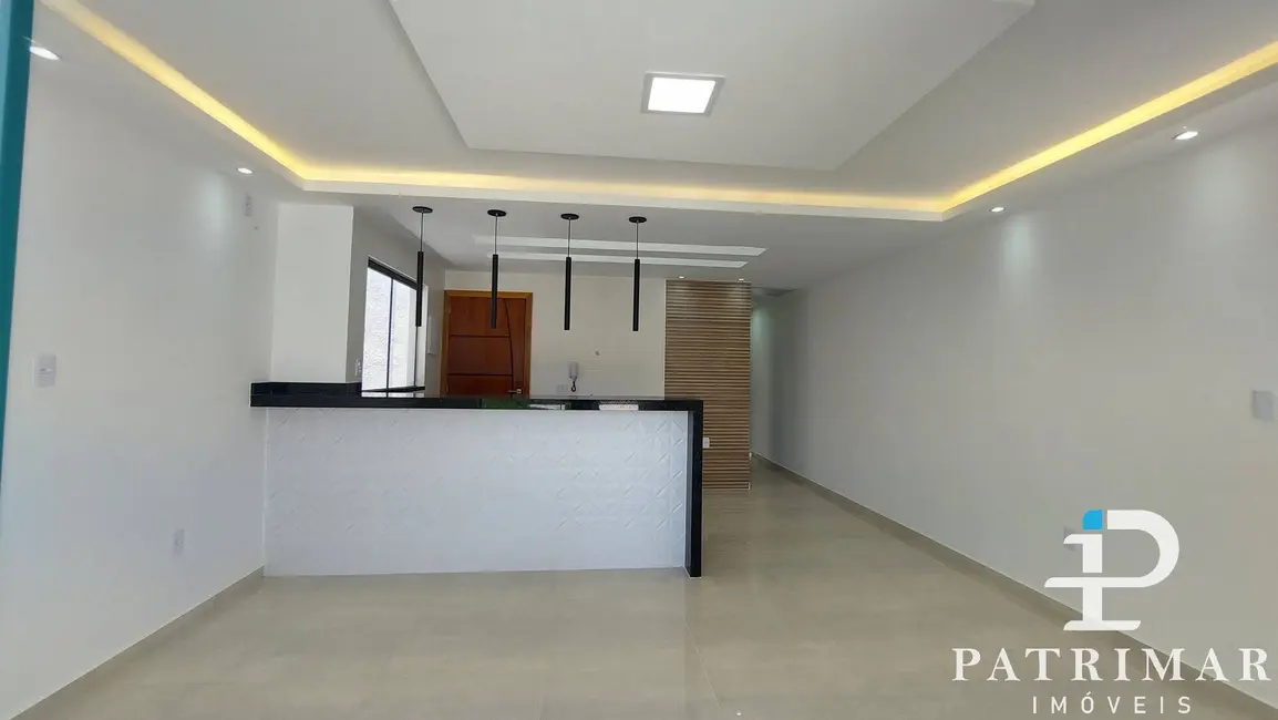 Foto 4 de Casa com 2 quartos à venda, 160m2 em Jardim Atlântico Central (Itaipuaçu), Marica - RJ