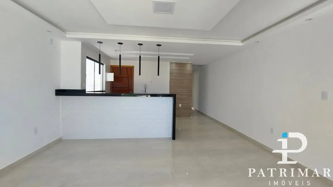 Foto 6 de Casa com 2 quartos à venda, 160m2 em Jardim Atlântico Central (Itaipuaçu), Marica - RJ