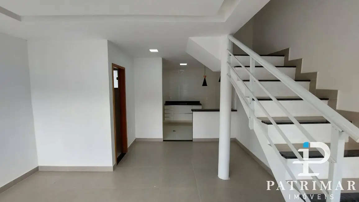 Foto 5 de Casa com 2 quartos à venda, 70m2 em Jardim Atlântico Central (Itaipuaçu), Marica - RJ