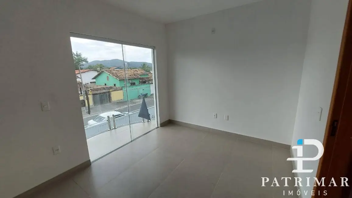 Foto 9 de Casa com 2 quartos à venda, 70m2 em Jardim Atlântico Central (Itaipuaçu), Marica - RJ