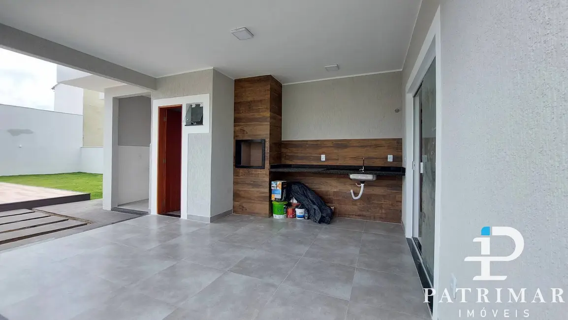 Foto 3 de Casa com 3 quartos à venda, 348m2 em Jardim Atlântico Leste (Itaipuaçu), Marica - RJ