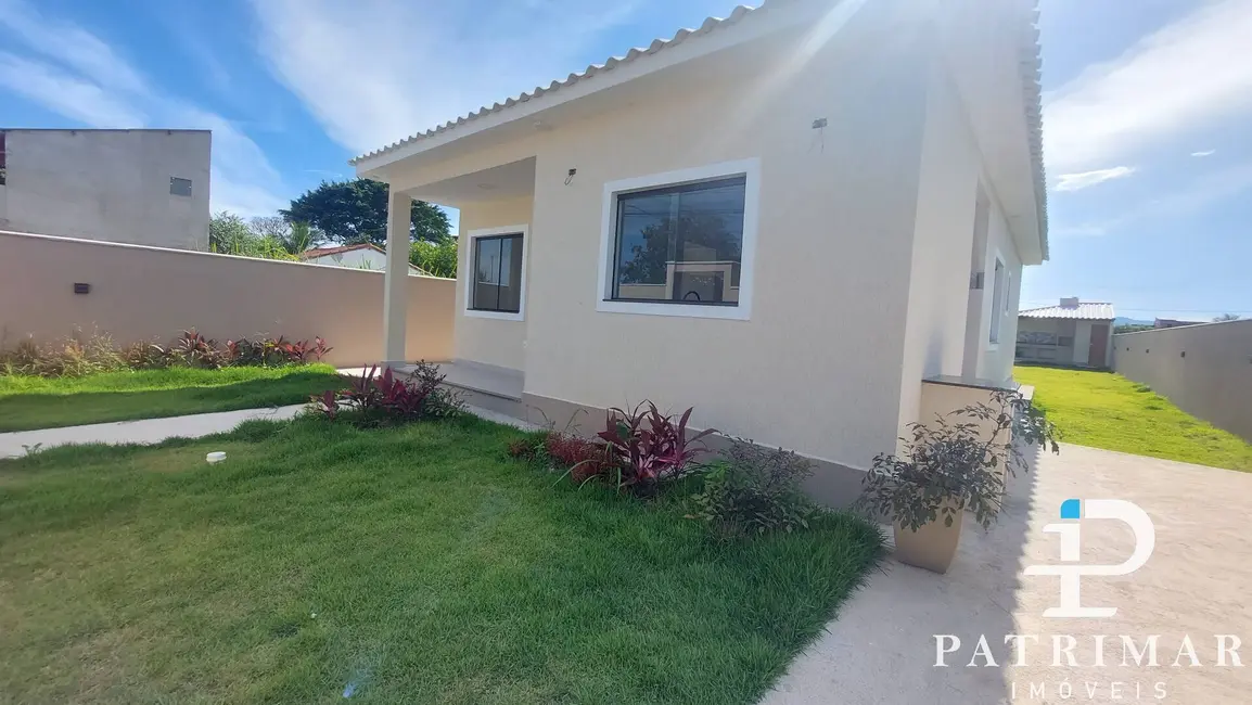 Foto 3 de Casa com 3 quartos à venda, 380m2 em Jardim Atlântico Leste (Itaipuaçu), Marica - RJ