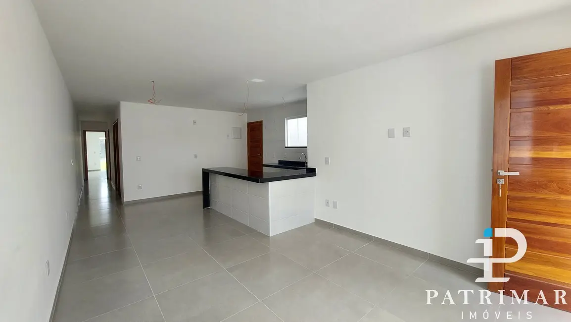 Casa com 3 quartos à venda, 178m2 em Jardim Atlântico Leste (Itaipuaçu), Marica - RJ - imagem 4 Foto 4 de Casa com 3 quartos à venda, 178m2 em Jardim Atlântico Leste (Itaipuaçu), Marica - RJ