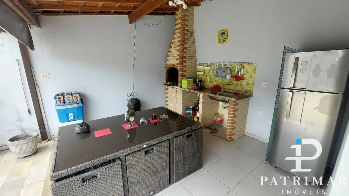 Foto 6 de Casa com 3 quartos à venda, 200m2 em Marica - RJ